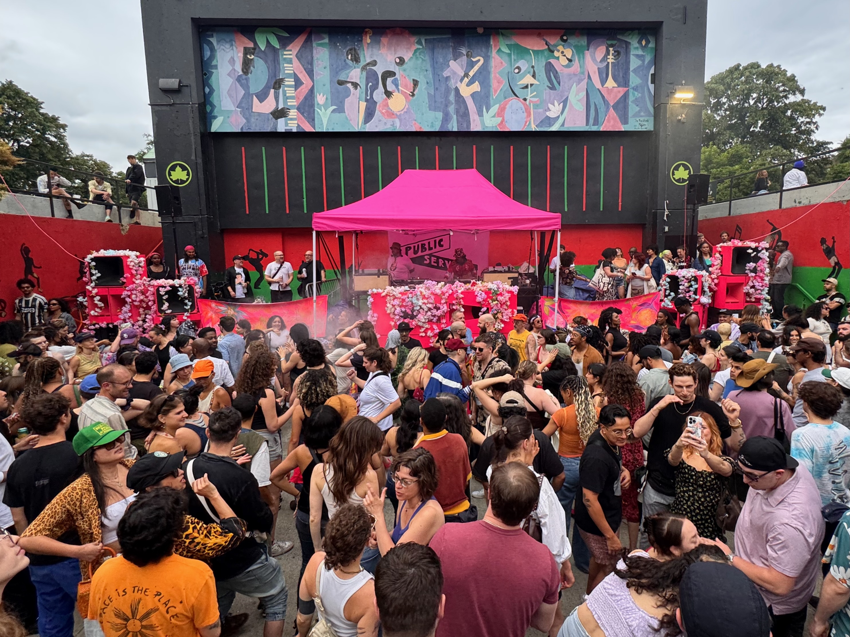 Wide shot of Public Service NYC